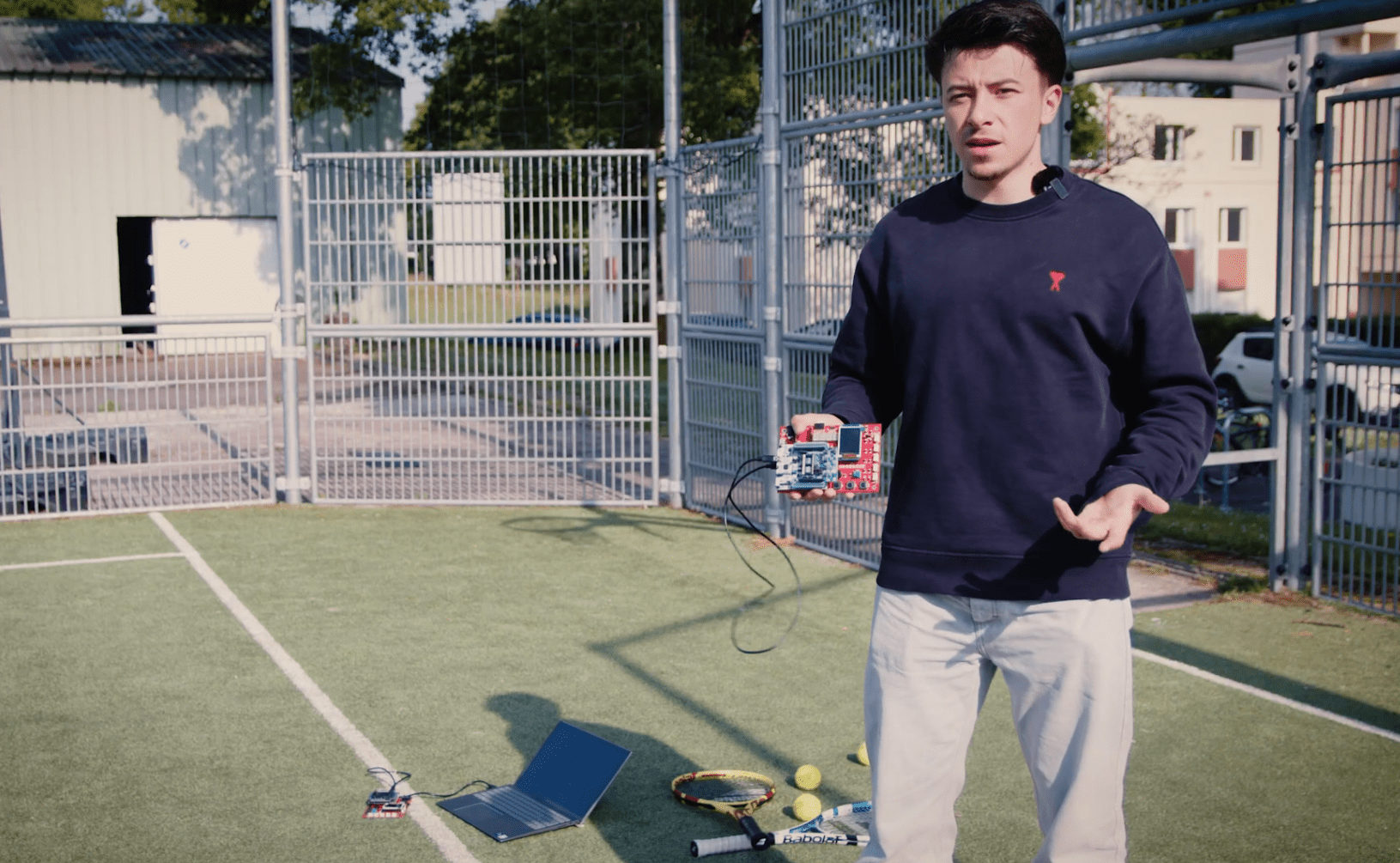 Reconnaissance de gestes par intelligence artificielle embarquée : un projet étudiant en 4ᵉ année à l’ISEN Ouest