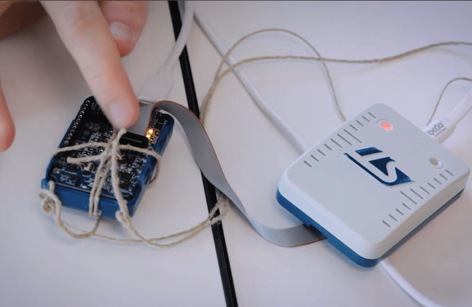 Médaillon de détectionn de chutes par IA, projet étudiant M1 ISEN Ouest